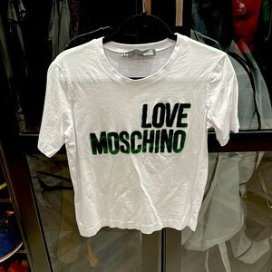 LOVE MOSCHINO WOMENS T SHIRT SIZE 38-XS